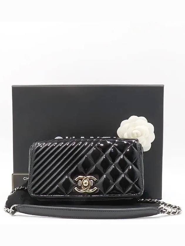 A92796 Black Patent Chevron COCO Boy Silver Logo Chain Shoulder Bag Chanel