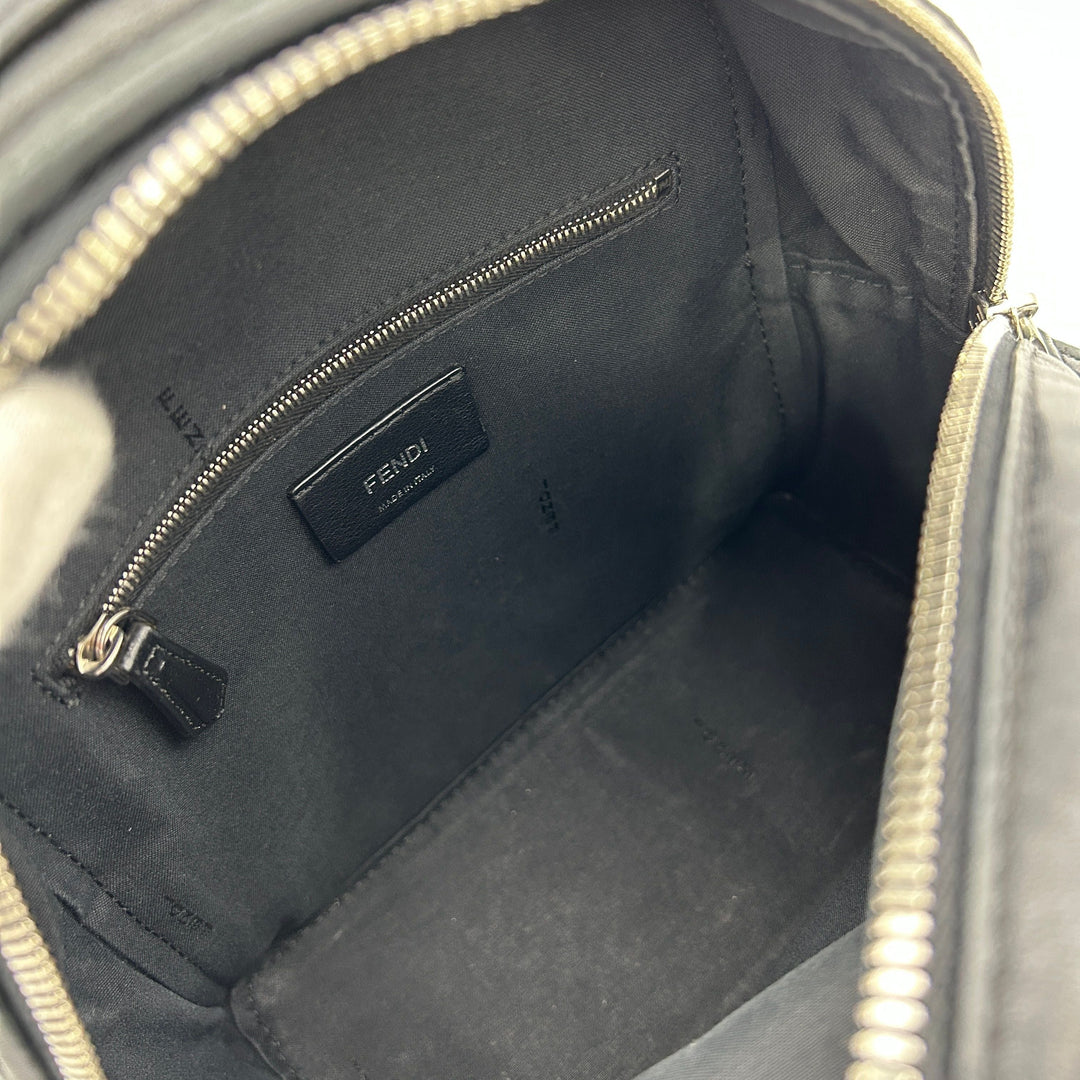 By the way leather backpack Top quality Fendi Black in Leather LA15428