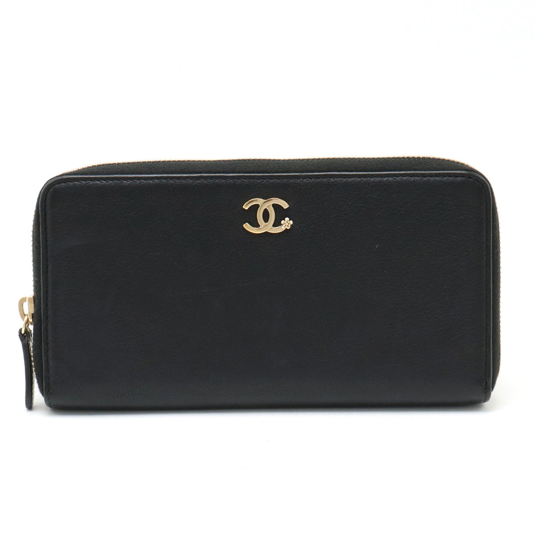 Top Quality Chanel Lucky Flower Coco Mark Roundfather Long Wallet Leather Black Black Gold  A81657