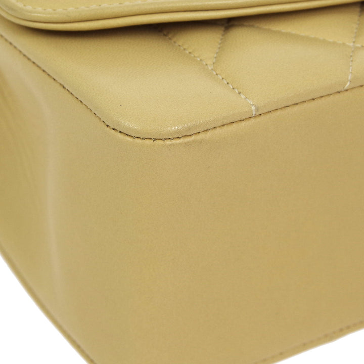 Top Quality Chanel 1994-1996 Lambskin Medium Diana Shoulder Bag