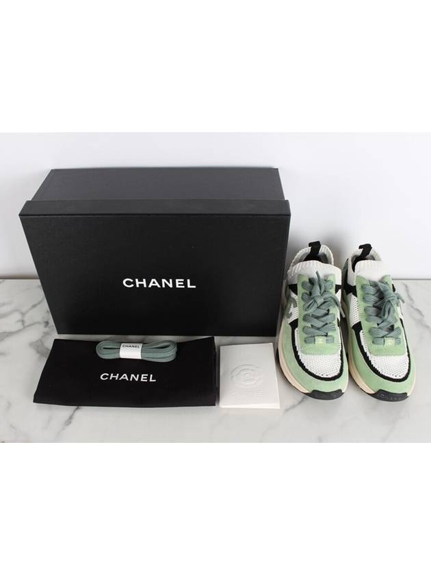 cc logo knit sneakers 37 240 Chanel