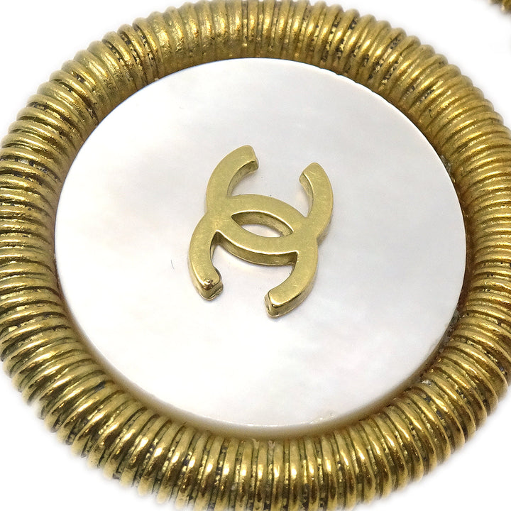 Top Quality Chanel Button Earrings Clip-On Gold Shell 94P