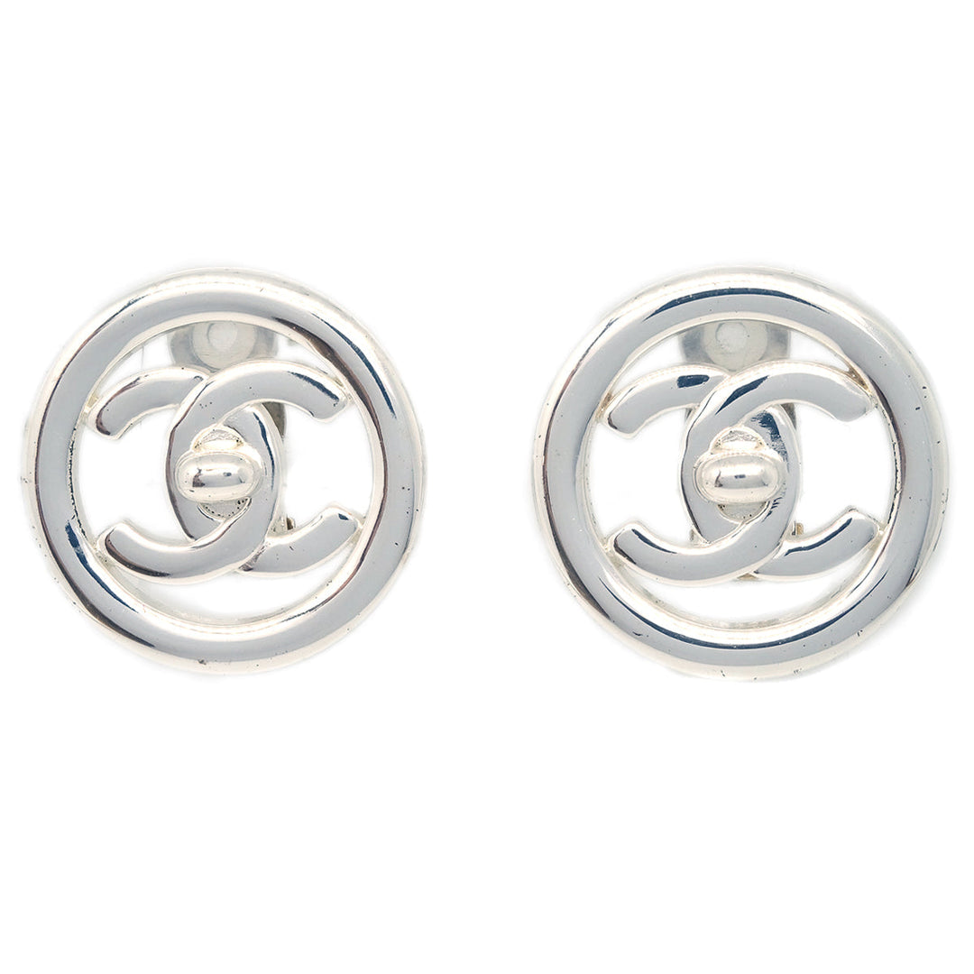 Top Quality Chanel CC Turnlock Round Earrings Clip-On Silver 97P