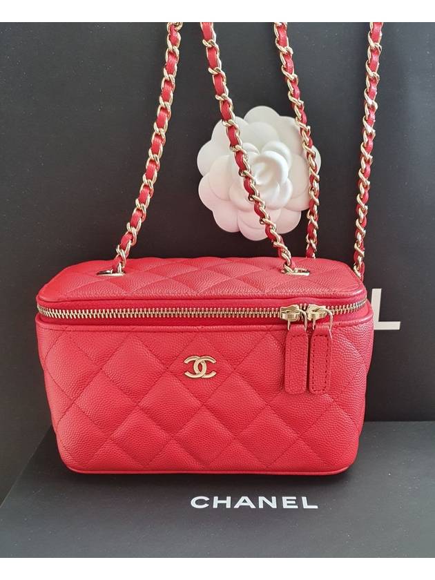 Classic Cosmetic Case Small Grained Calfskin Cross Bag Red Chanel