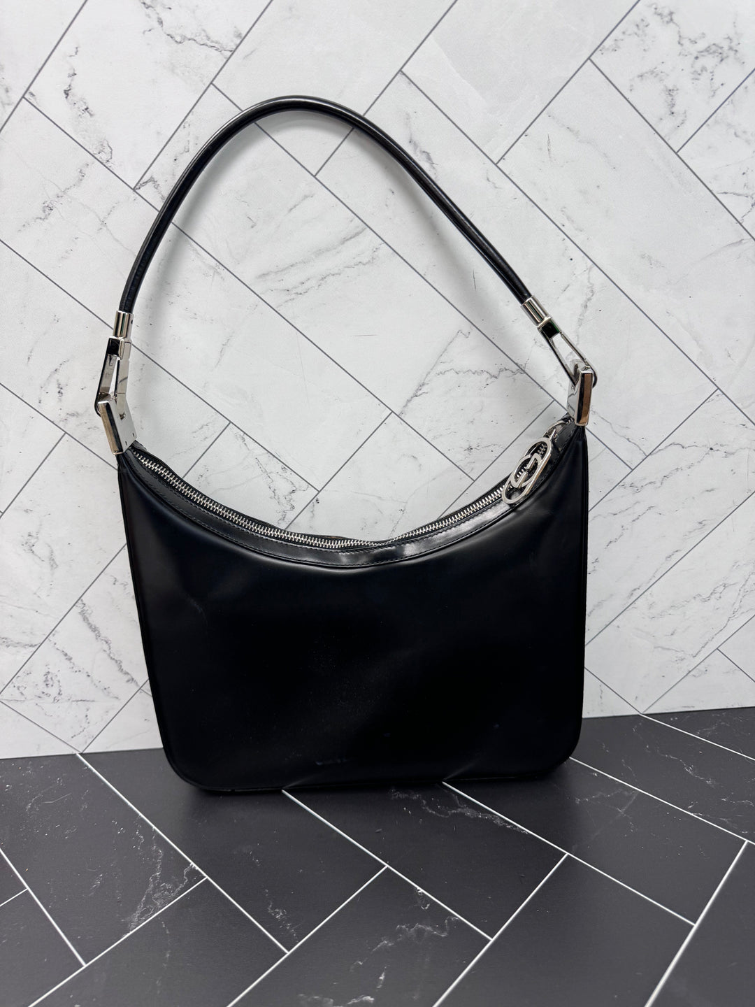 Gucci Black Leather Shoulder Bag