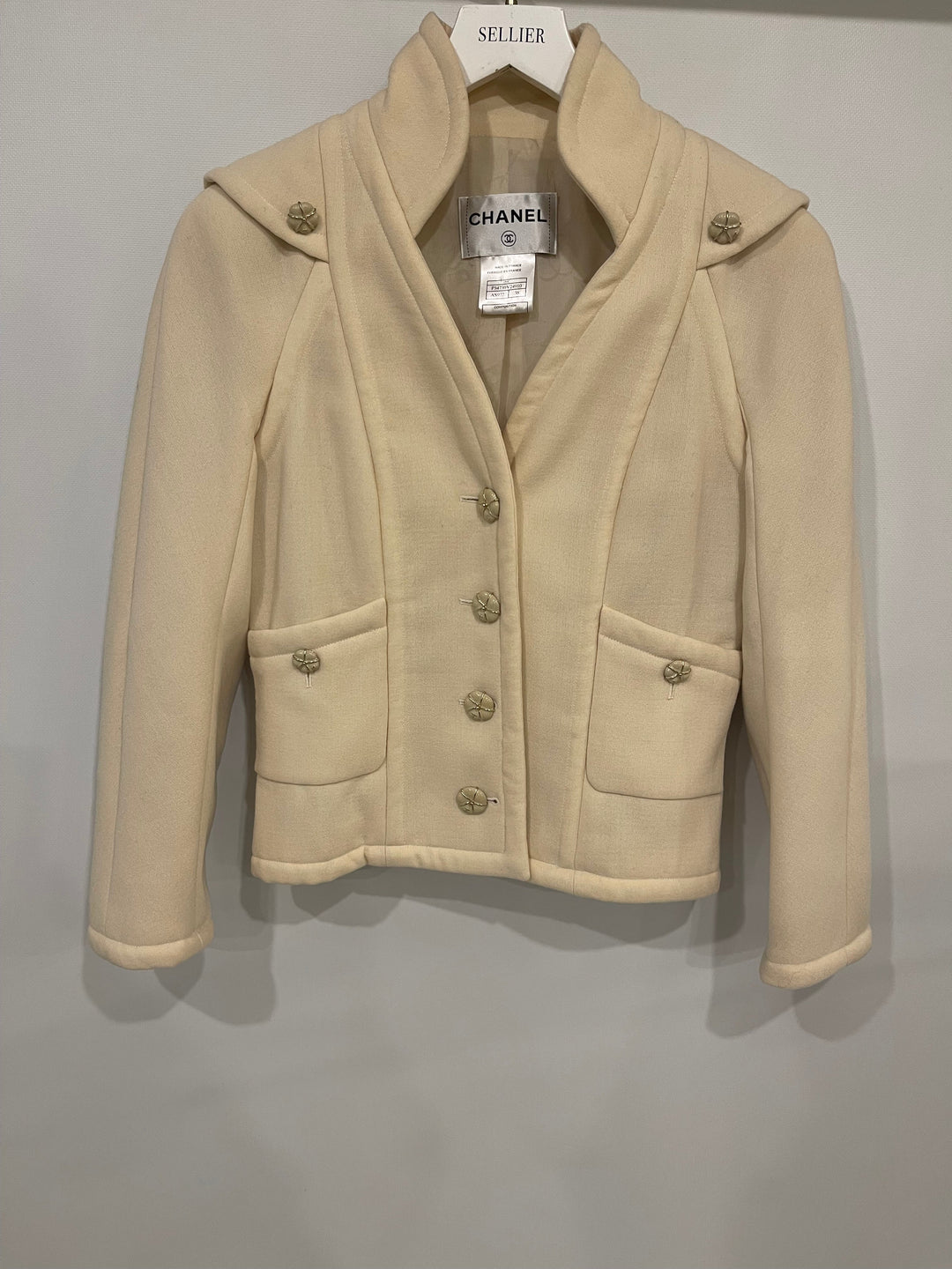 Top Quality Chanel Cream Wool Jacket with Textured CC Button Details Size FR 38 (UK 10)