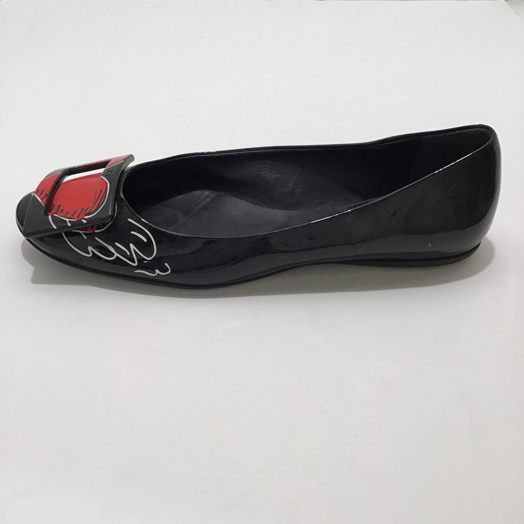 Roger Vivier Black Heart Flats Sz 37 (7)