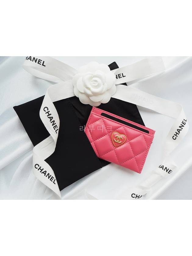 Heart Logo Lambskin Card Wallet Pink Chanel