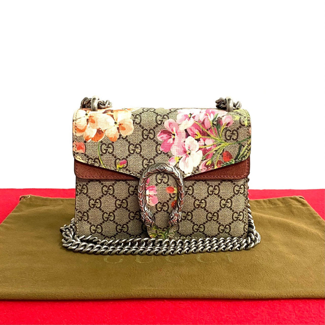 Gucci Mini GG Supreme Blooms Dionysus Shoulder Bag  Canvas Crossbody Bag in New Condition
