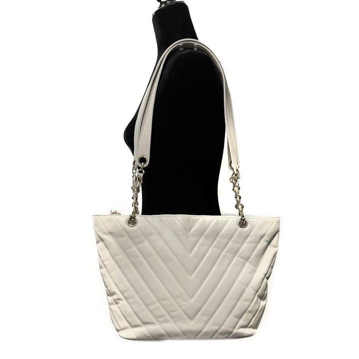 Chanel - Vintage 1994 White Leather Small Chevron Tote / Shoulder Bag