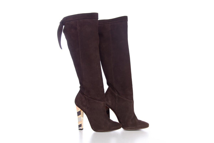 SZ 37.5 Boots