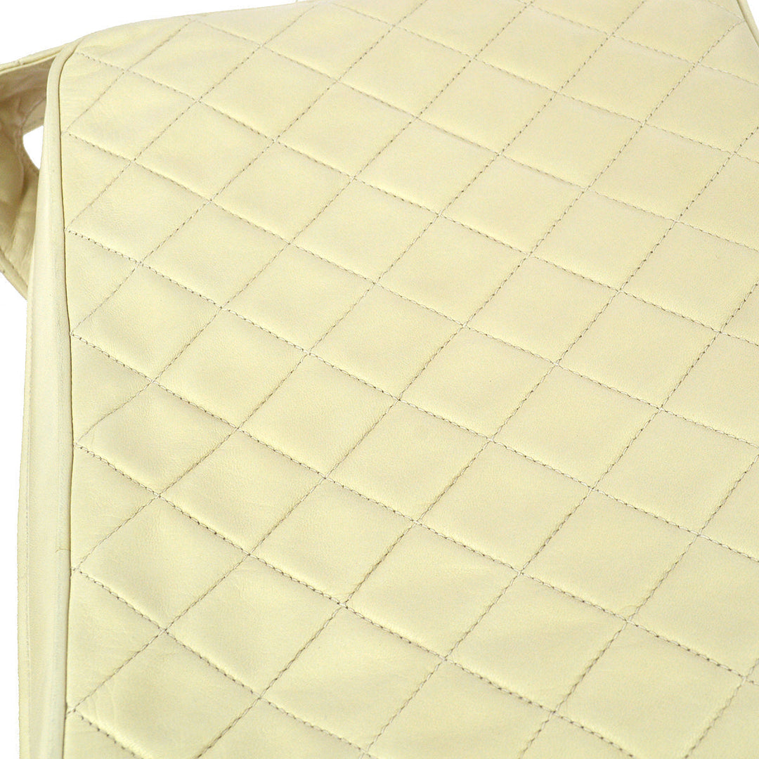 Top Quality Chanel 1989-1991 Ivory Lambskin Camera Bag Large