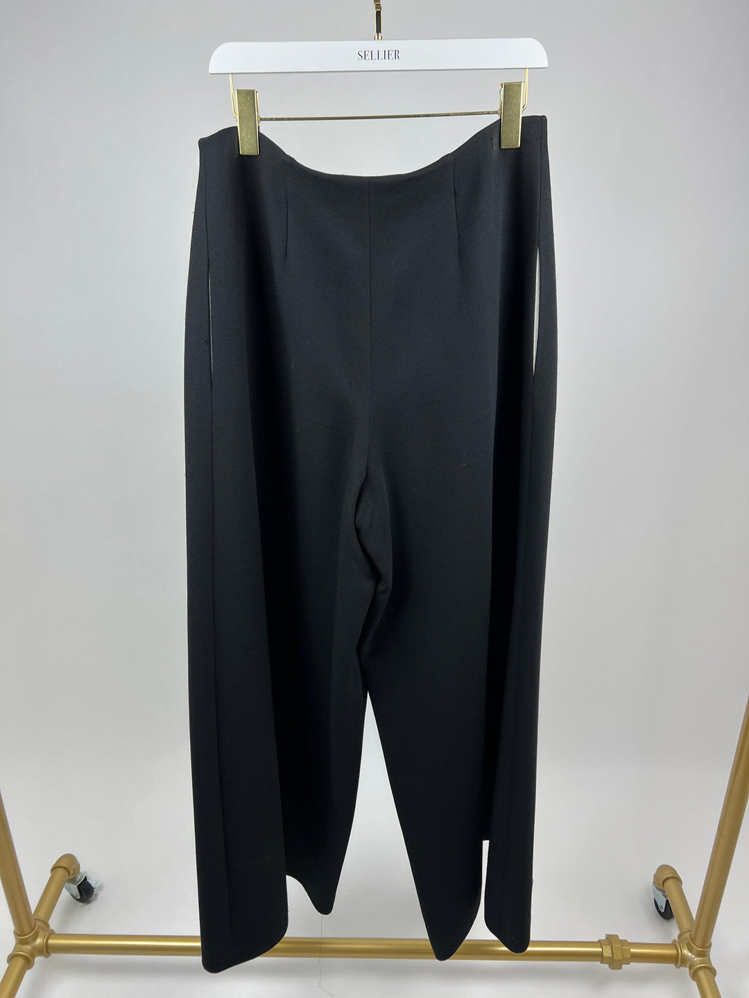 *SUPER HOT* Chanel 22C Black, White Metallic Tweed Trim Silk Jacket and Wide-Leg Trouser Set with Crystal CC Logo Detail Size FR 42-44 (UK 14-16) Jacket RRP ¬£5,420