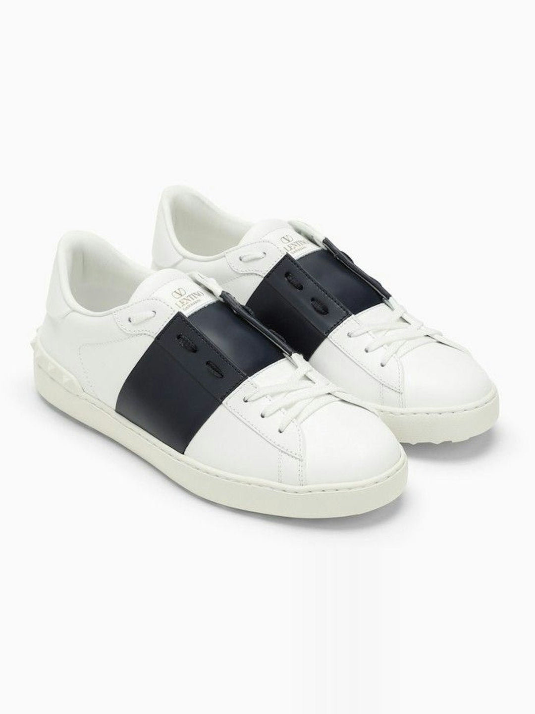 WHITE/BLACK OPEN SNEAKER