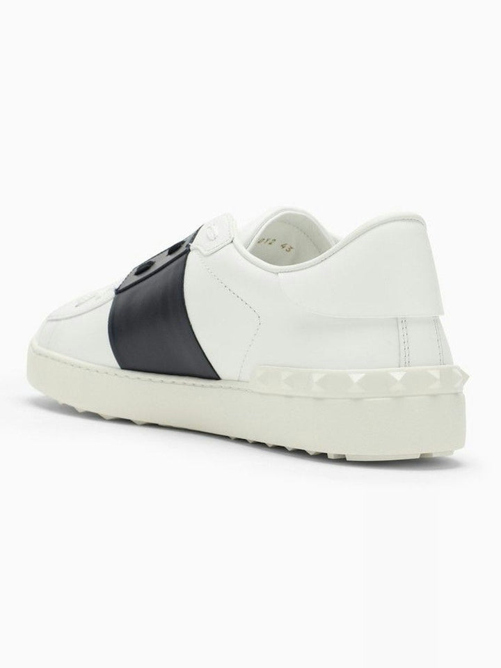 WHITE/BLACK OPEN SNEAKER
