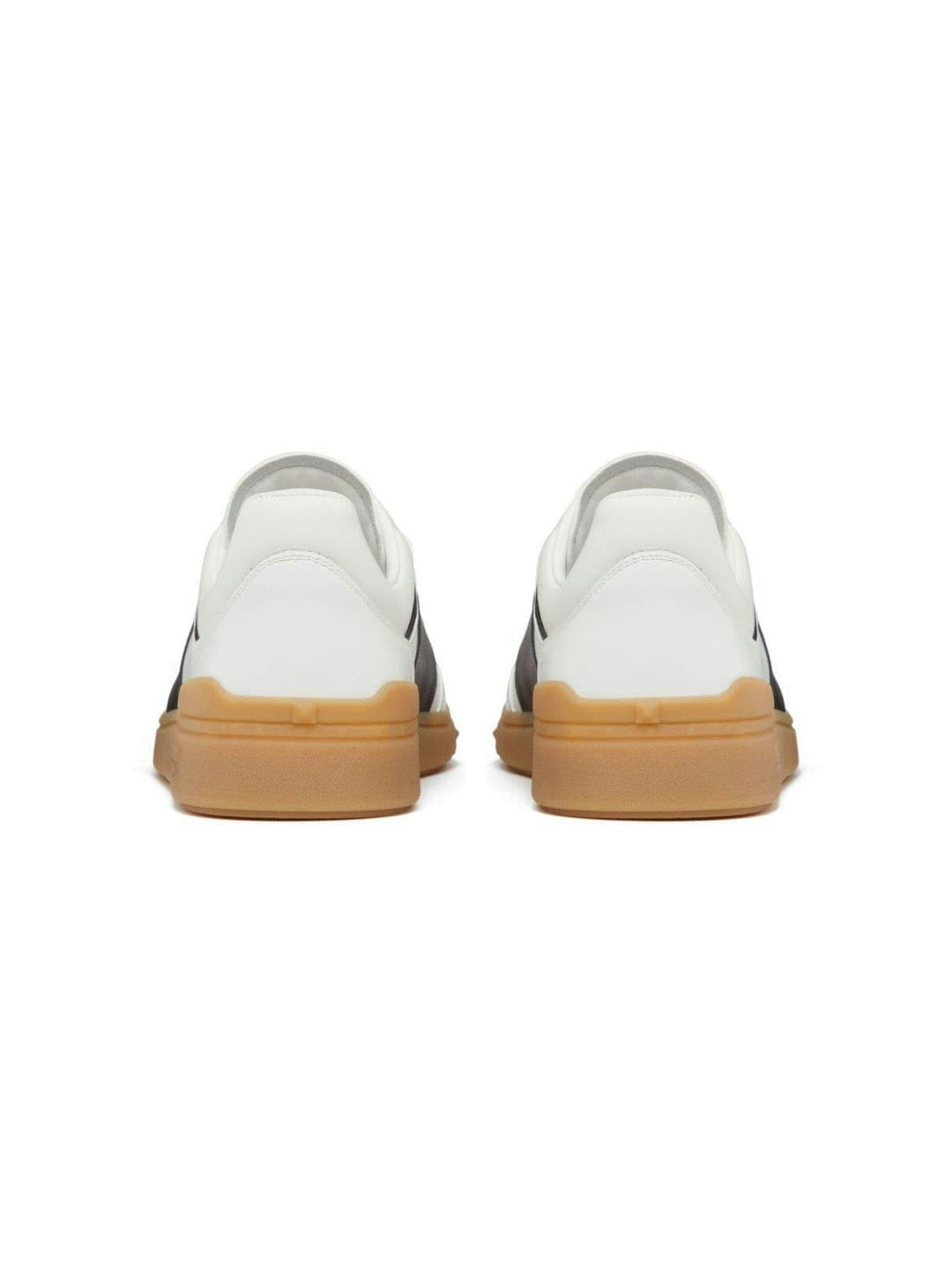 LOW TOP UPVILLAGE SNEAKERS