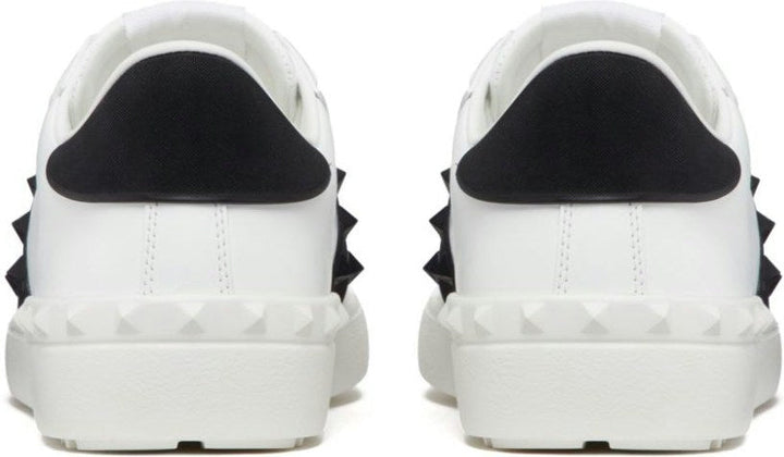 ROCKSTUD UNTITLED LEATHER SNEAKERS