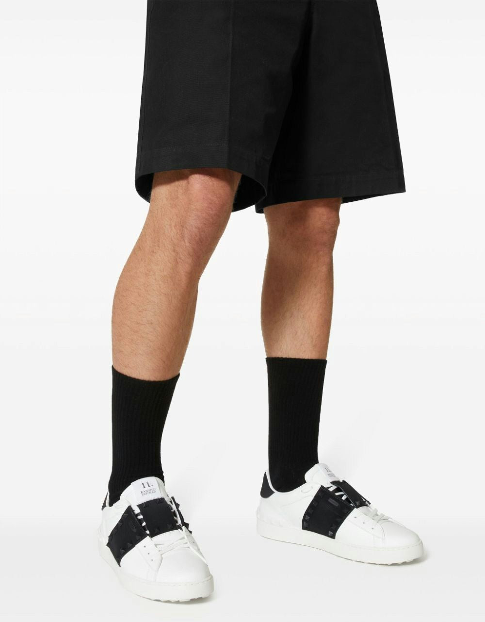 ROCKSTUD UNTITLED LEATHER SNEAKERS