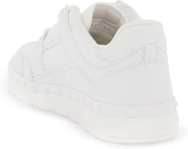 FREEDOTS LOW TOP SNEAKER IN WHITE CALFSKIN