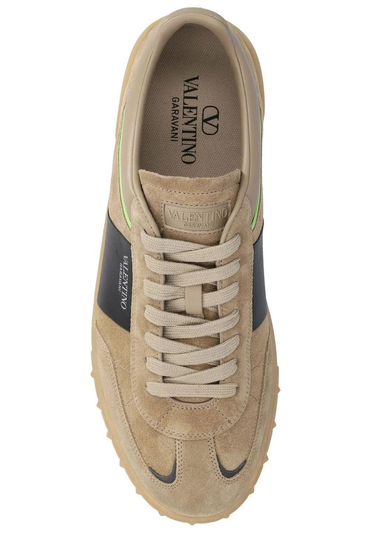 UPVILLAGE BEIGE LEATHER LOW TOP TRAINER