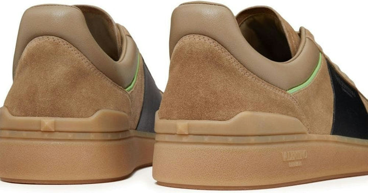 UPVILLAGE LEATHER SNEAKERS