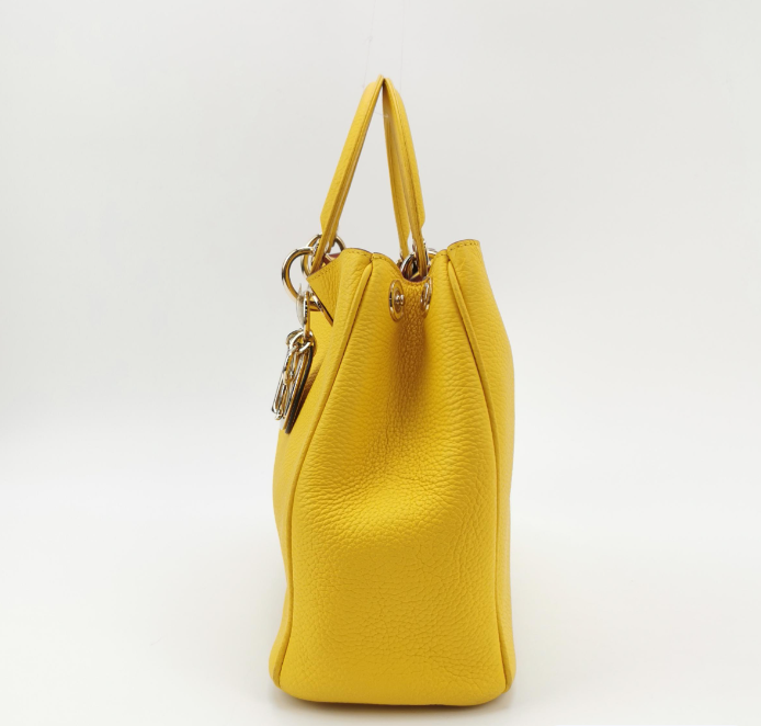 Top quality Dior Top quality Diorissimo VIP Bag 32cm Yellow 250211781059562