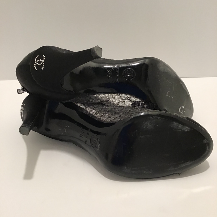 Chanel Black Lace Heels Sz 37.5 (7.5)