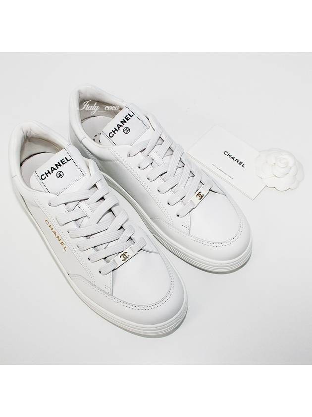 Logo Calfskin Low Top Sneakers White Chanel