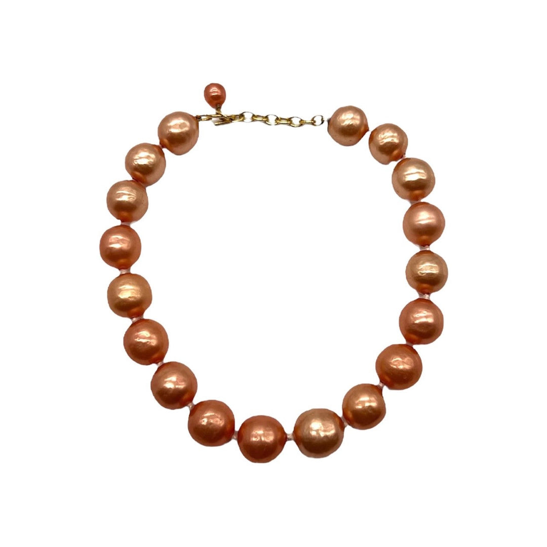 Vintage Top Quality Chanel bag Peach Synthetic Pearl Necklace