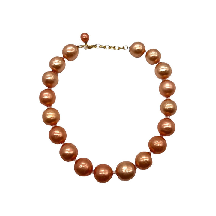Vintage Top Quality Chanel bag Peach Synthetic Pearl Necklace