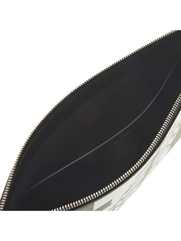 Burberry Universal Passport Leather Clutch Bag Black