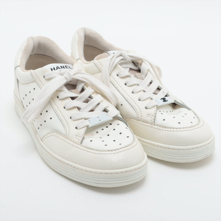 Top Quality Chanel Coco Leather Trainers 38  White G38808