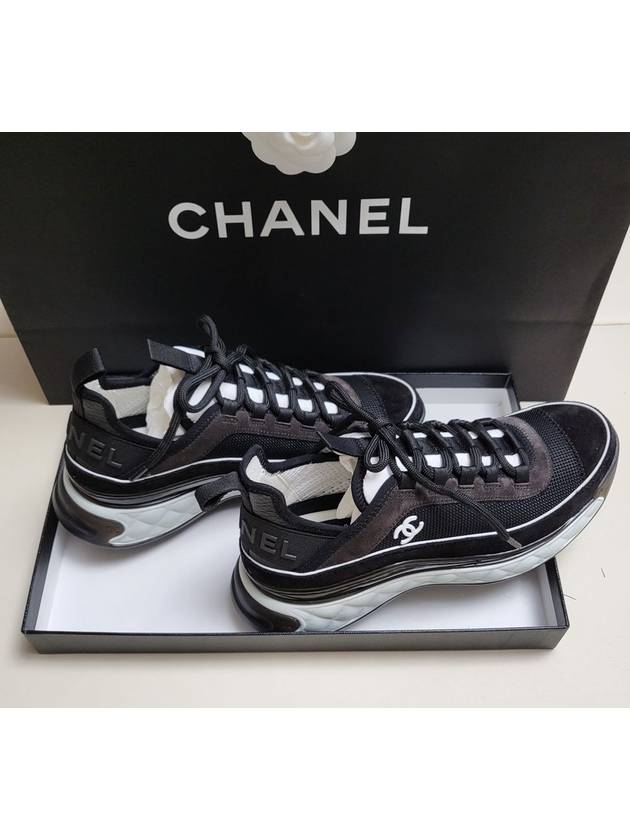 Fabric Suede Calfskin Low-Top Sneakers Dark Grey Chanel