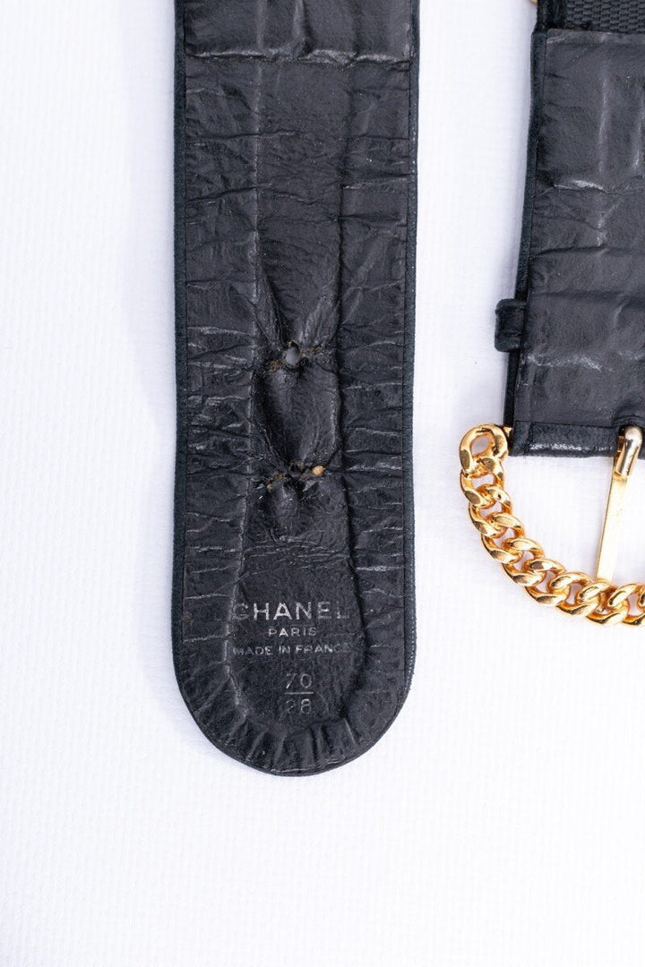 Ceinture noire et dor√©e Chanel