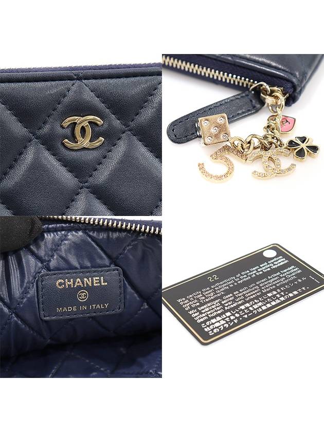 A82415 Navy Lambskin Gold Classic Charm Decoration New Medium Clutch 22nd Chanel