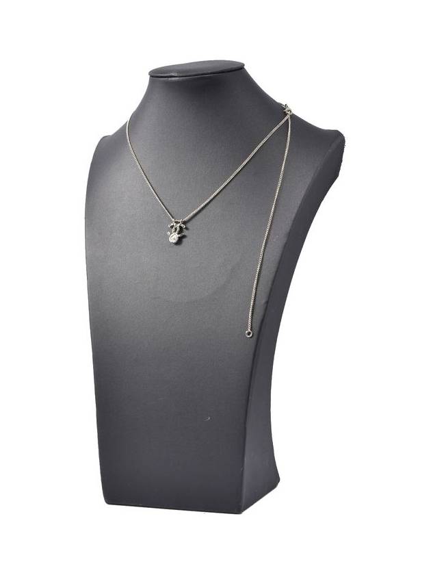 women necklace Chanel