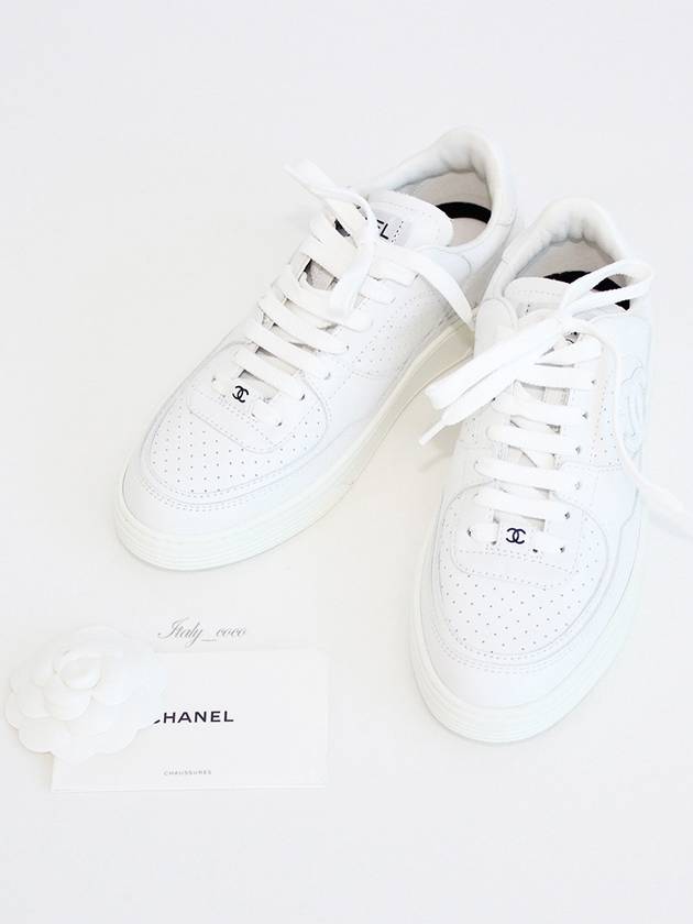 CC Logo Calfskin Low Top Sneakers White Chanel