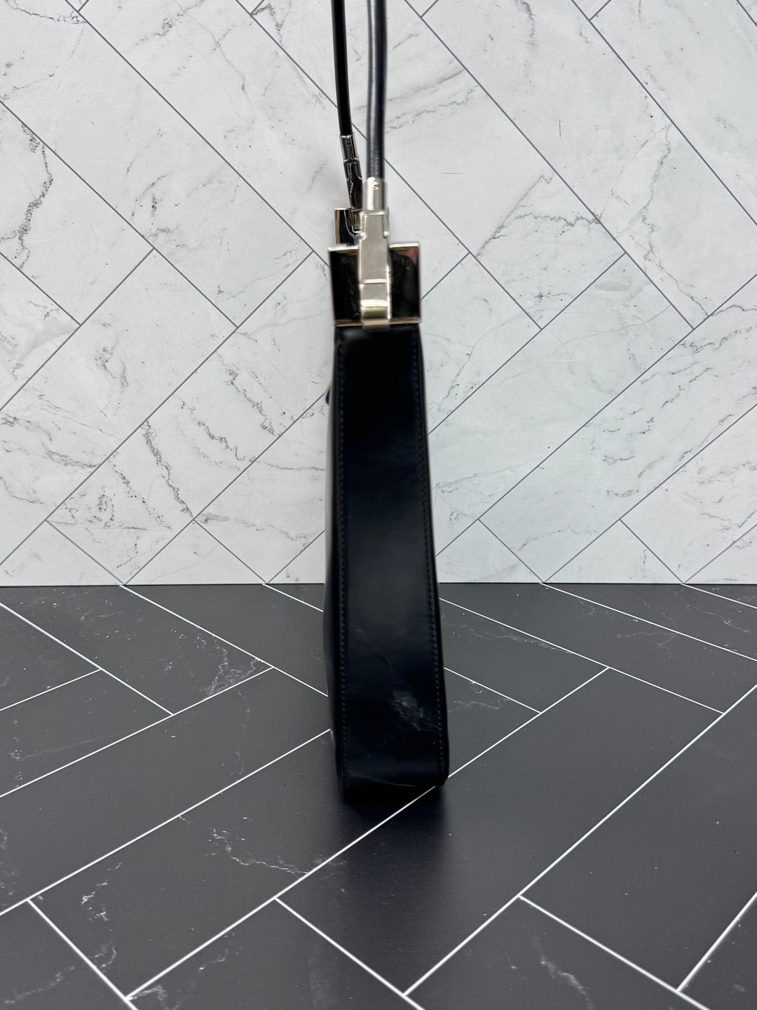Gucci Black Leather Shoulder Bag