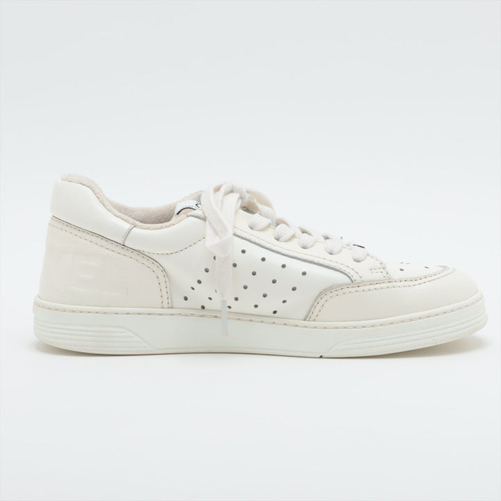 Top Quality Chanel Coco Leather Trainers 38  White G38808