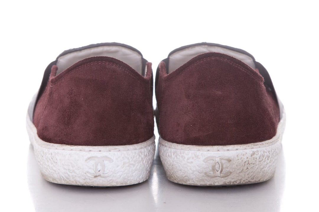 Chanel Grey Tweed & Burgundy Suede Sneakers SZ 41