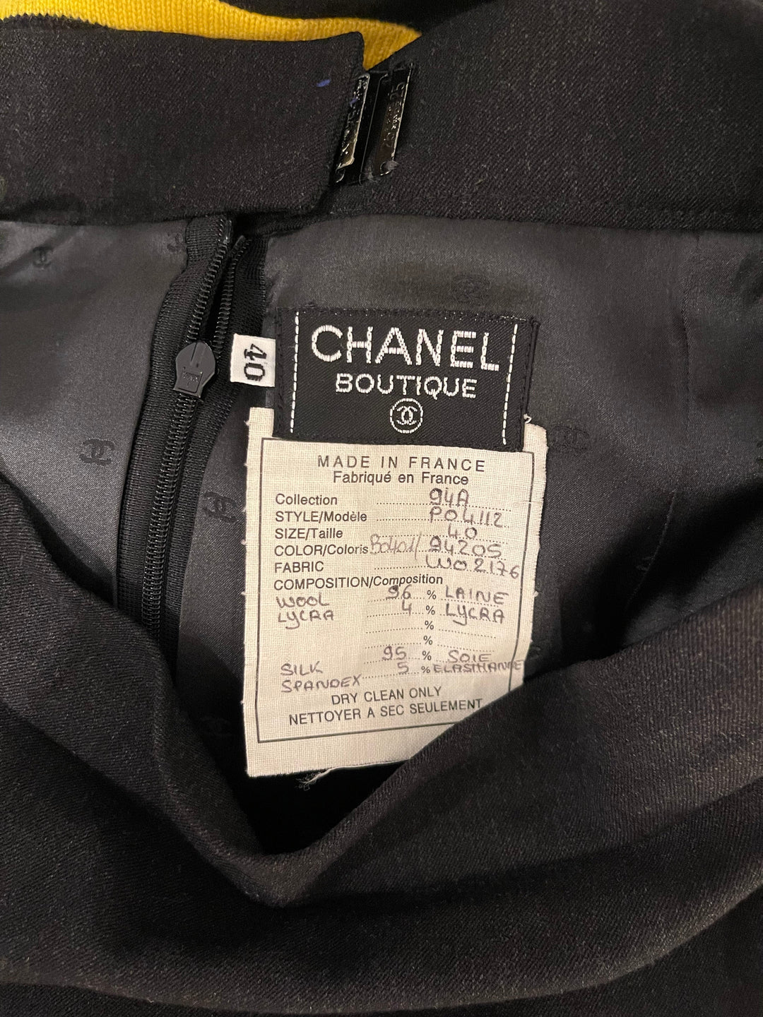 *HOT* Top Quality Chanel 1994 Vintage Black and Yellow Wool Jacket & Midi Skirt Set with CC Logo Button Details Size FR 40 (UK 12)