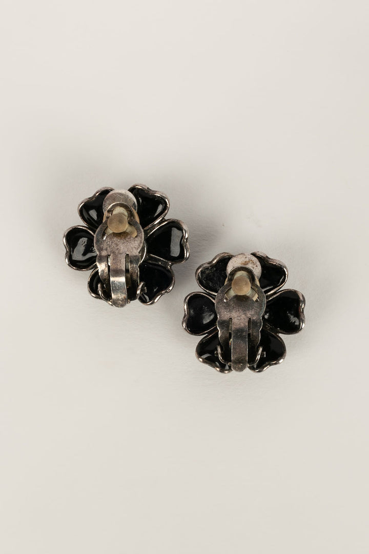 Boucles d'oreilles cam√©lias Chanel