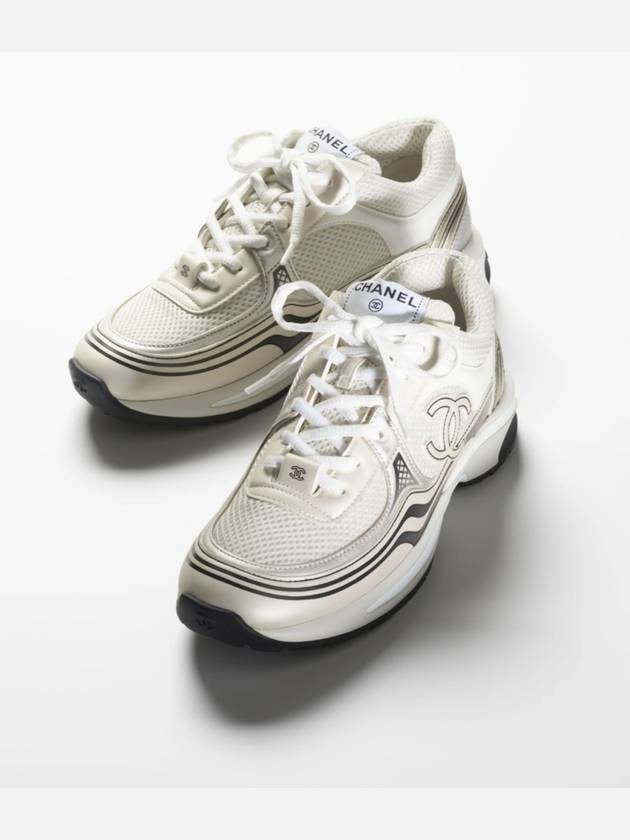 Women CC Logo Fabric Laminated Low Top Sneakers Silver Ivory Chanel