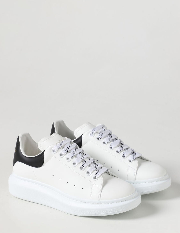 WHITE AND BLACK OVERSIZED SNEAKERS