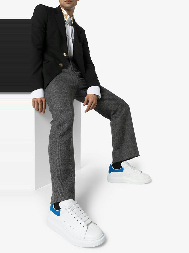 WHITE/BLUE OVERSIZE SNEAKERS