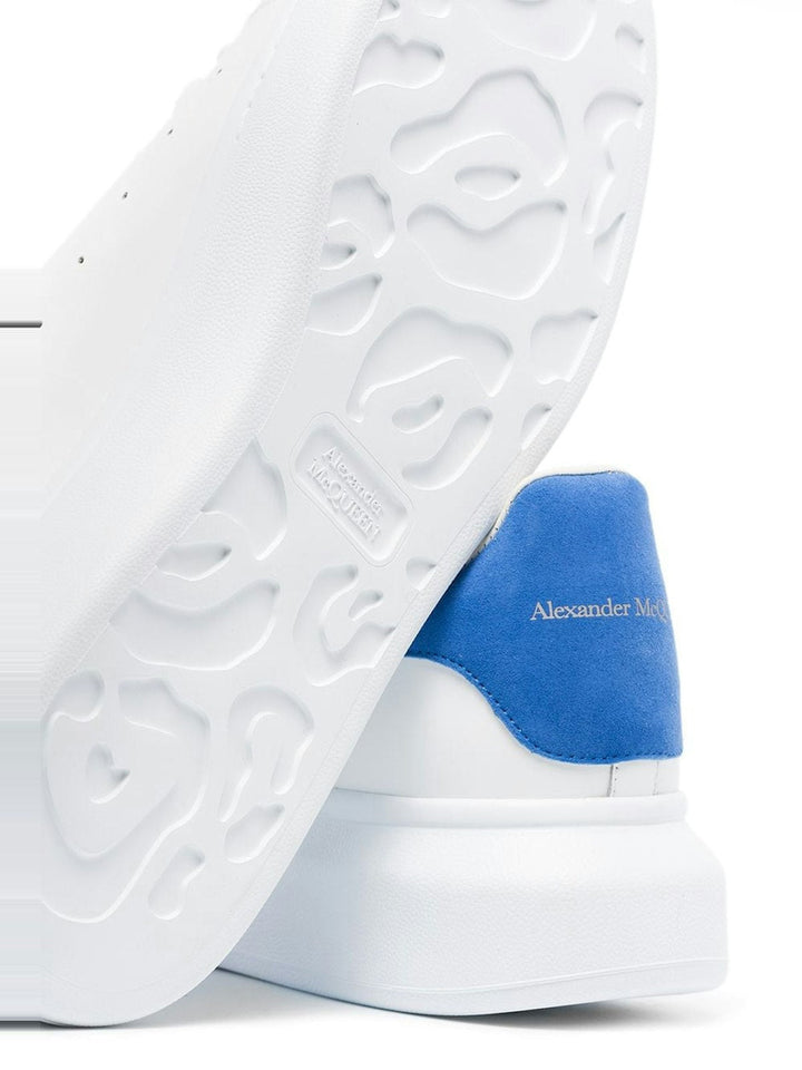 WHITE/BLUE OVERSIZE SNEAKERS