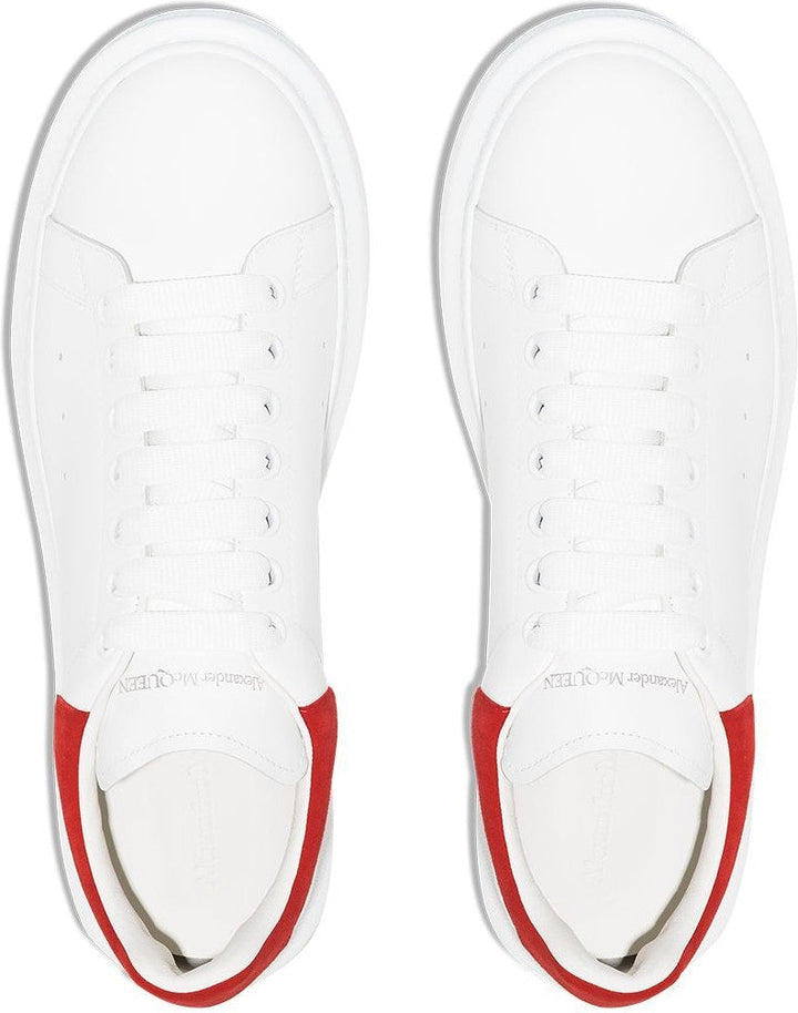 OVERSIZE SNEAKERS