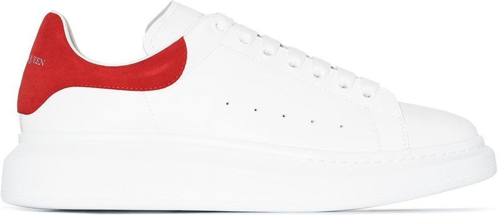 OVERSIZE SNEAKERS
