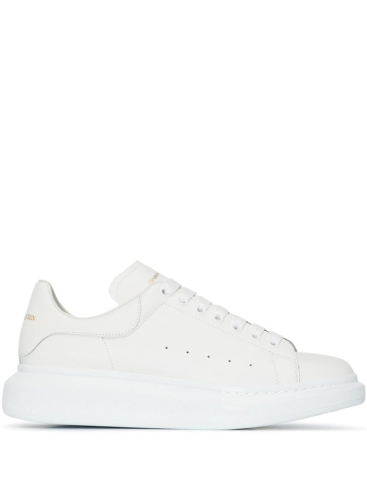 OVERSIZED LEATHER SNEAKERS