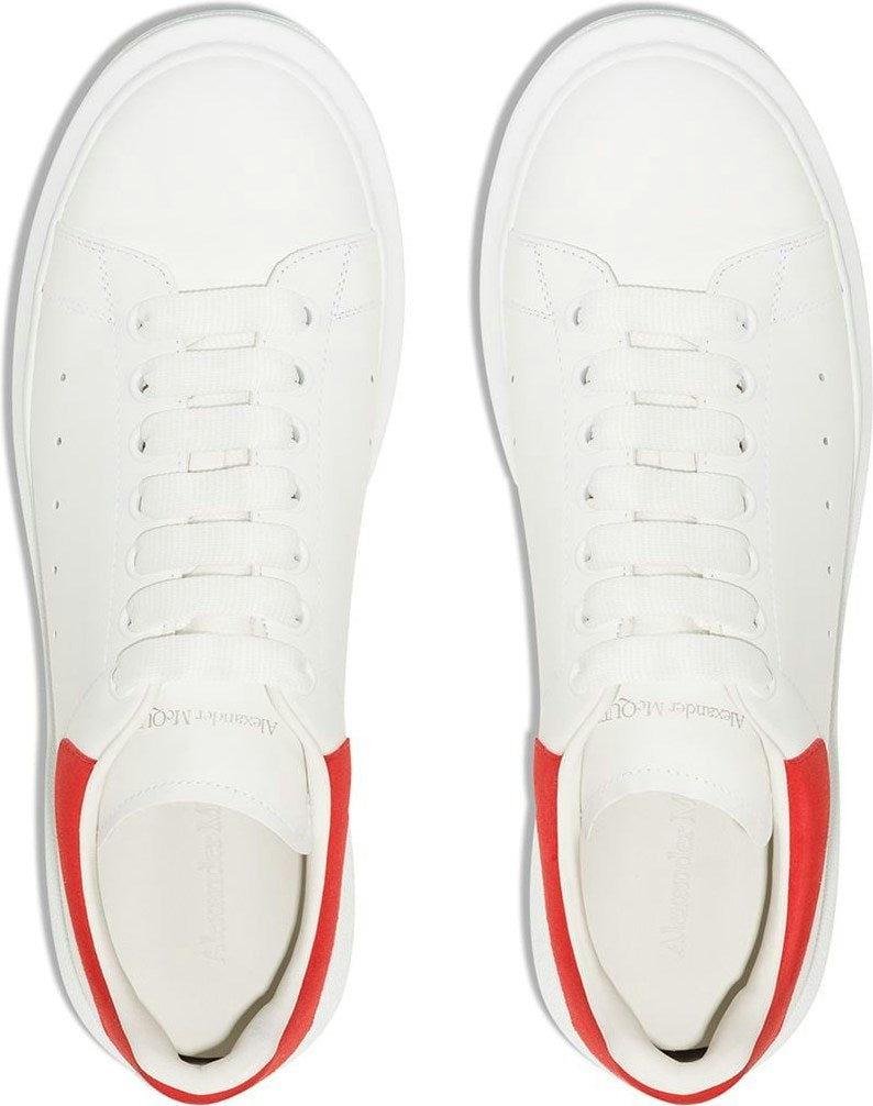 OVERSIZED LEATHER SNEAKERS